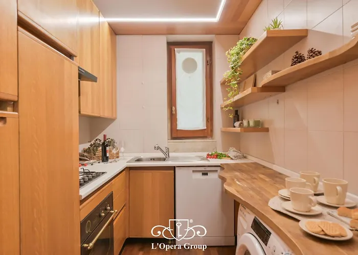 Mare Aurum - L'opera Group ラ・スペツィア